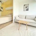Scandinave Balcon Et Ascenseur Angers